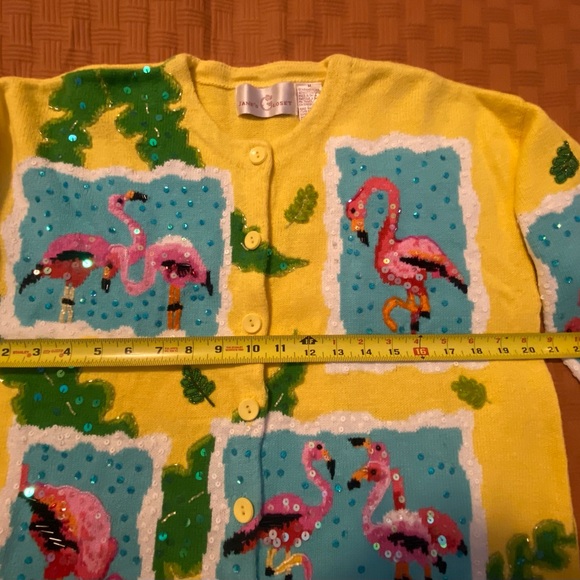 Vintage Women’s Flamingo Cardigan Sweater - Picture 3 of 7
